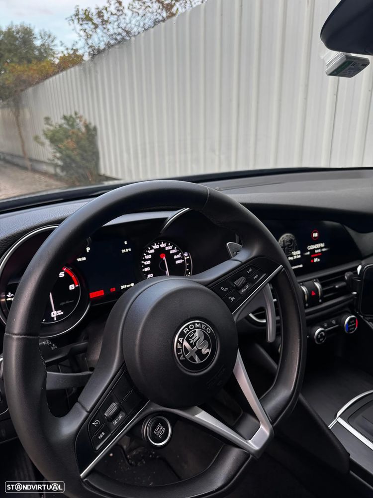 Alfa Romeo Giulia 2.2 D Super AT8 - 16