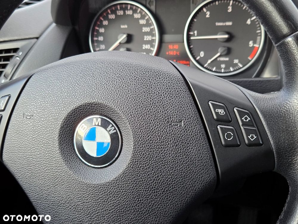 BMW X1 sDrive18d - 20