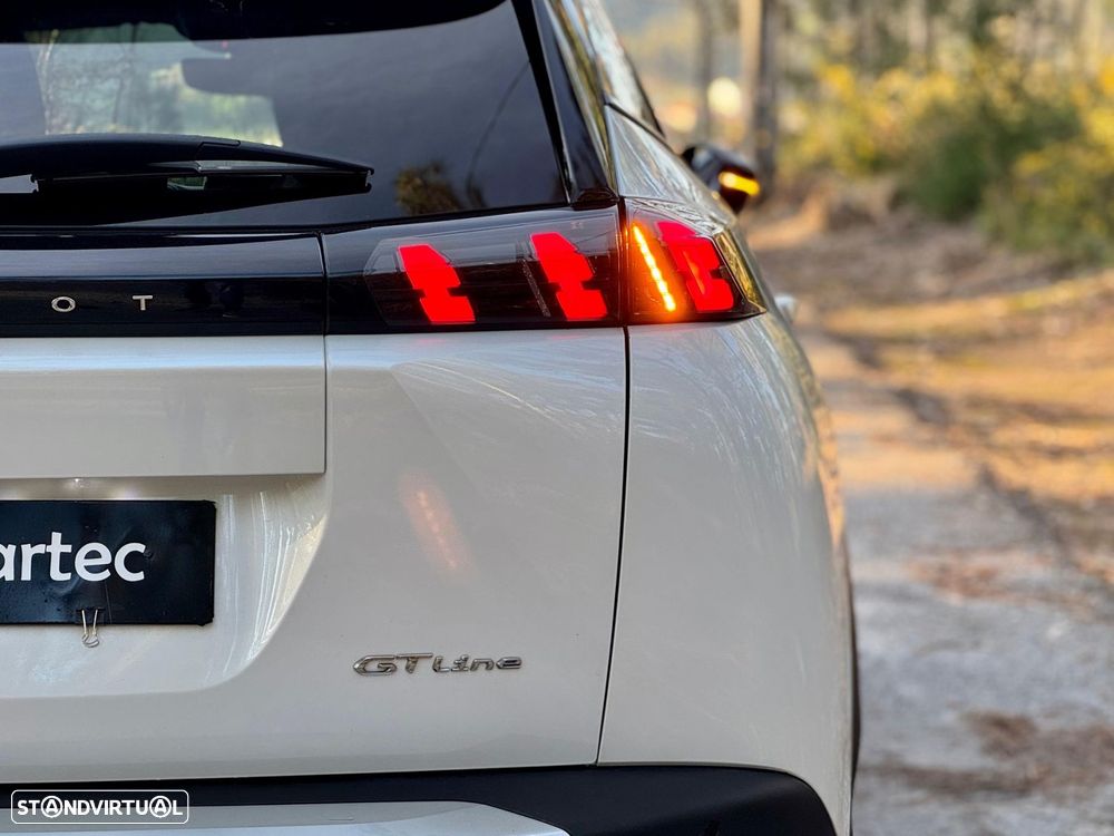 Peugeot 2008 1.2 PureTech GT - 37