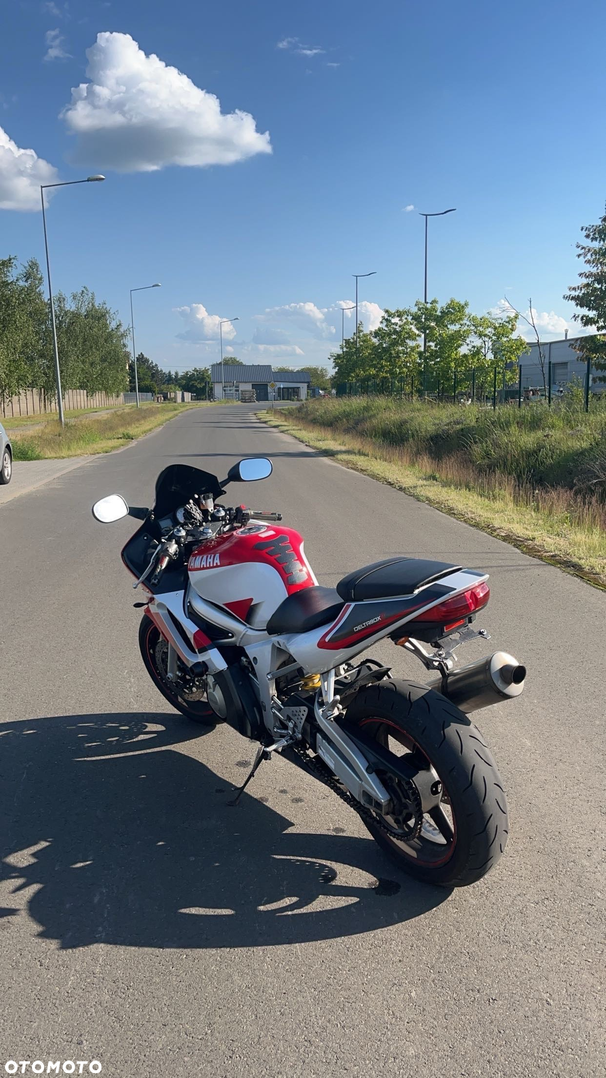 Yamaha R6 - 5