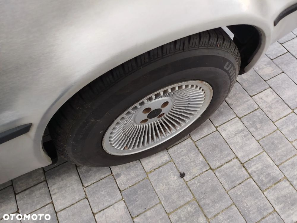 DeLorean DMC-12 - 11