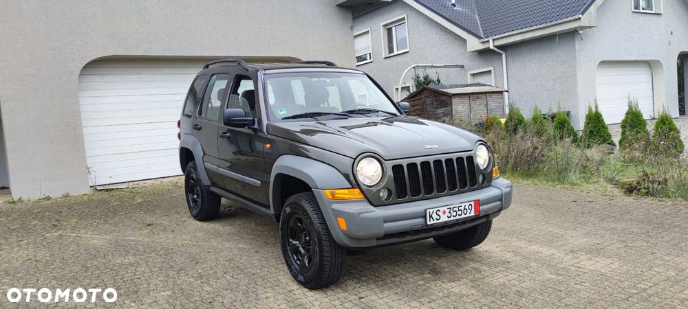 Jeep Cherokee 2.4 Sport - 27