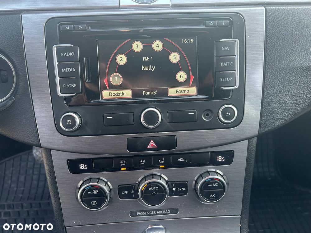Volkswagen Passat 2.0 TDI Highline DSG - 13