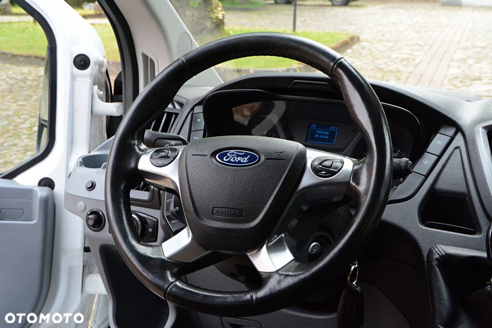 Ford Transit - 13