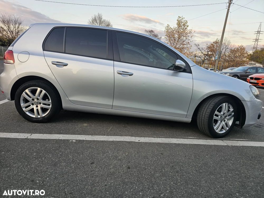 Volkswagen Golf 1.6 TDI DPF DSG Comfortline - 9