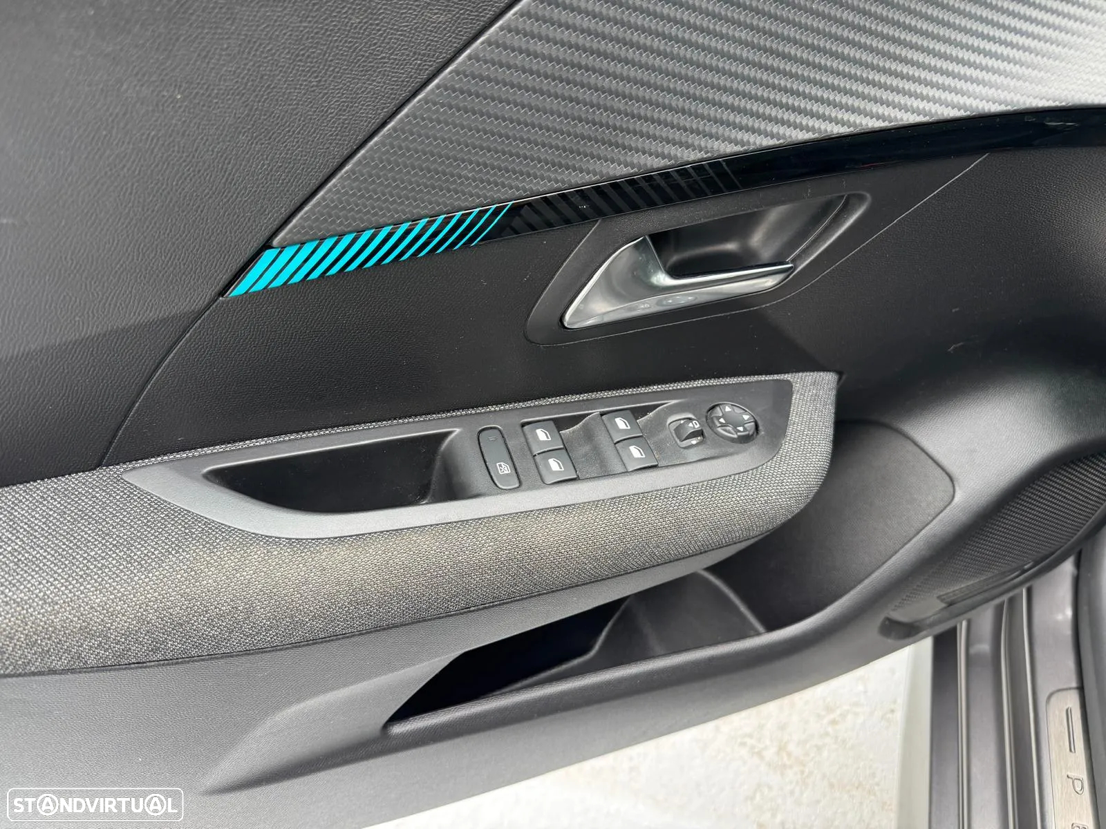 Peugeot 208 PureTech 100 Style - 15