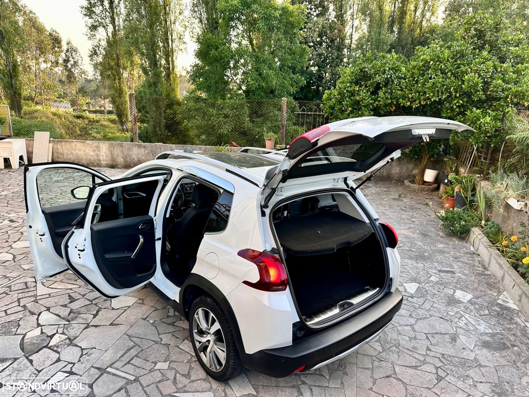 Peugeot 2008 1.2 PureTech Crossway - 6