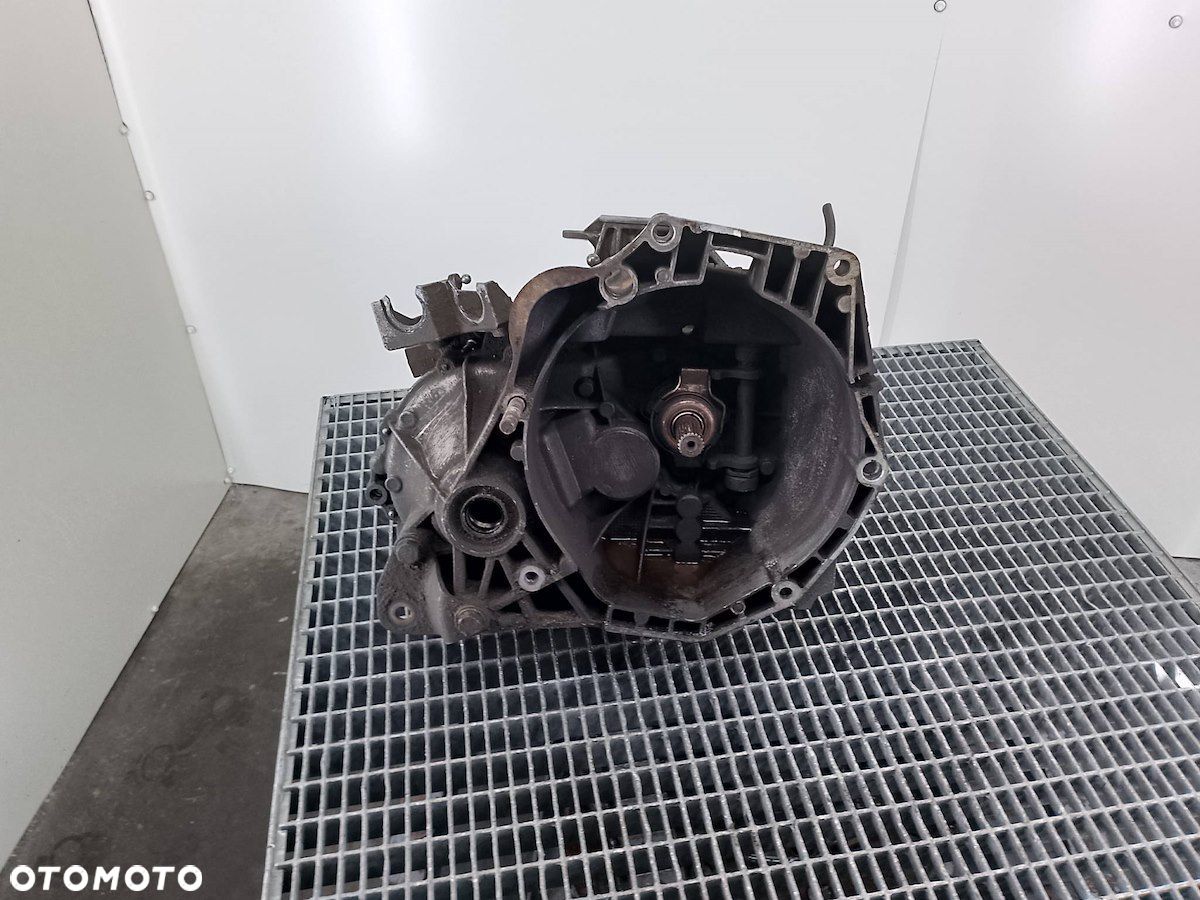 SKRZYNIA BIEGÓW MANUALNA FIAT GRANDE PUNTO 1.3 MULITIJET - 1