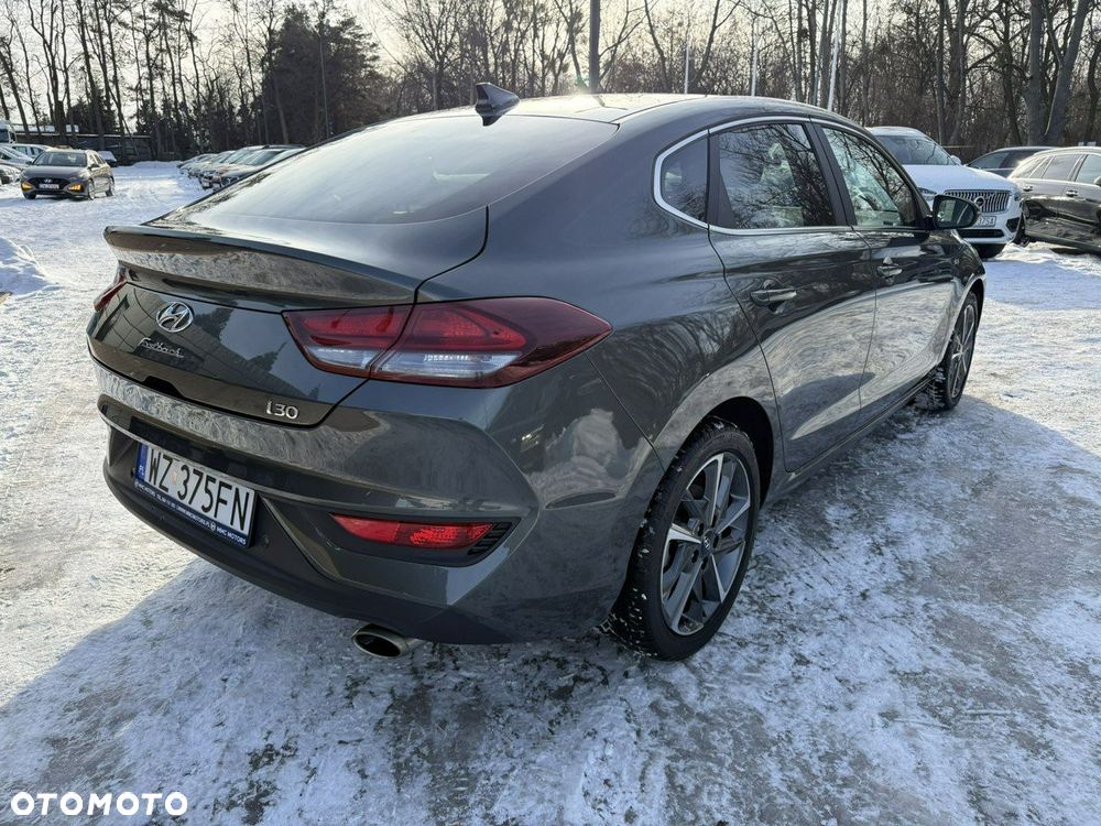 Hyundai i30 - 24