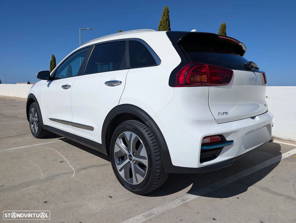Kia e-Niro Vision - 12