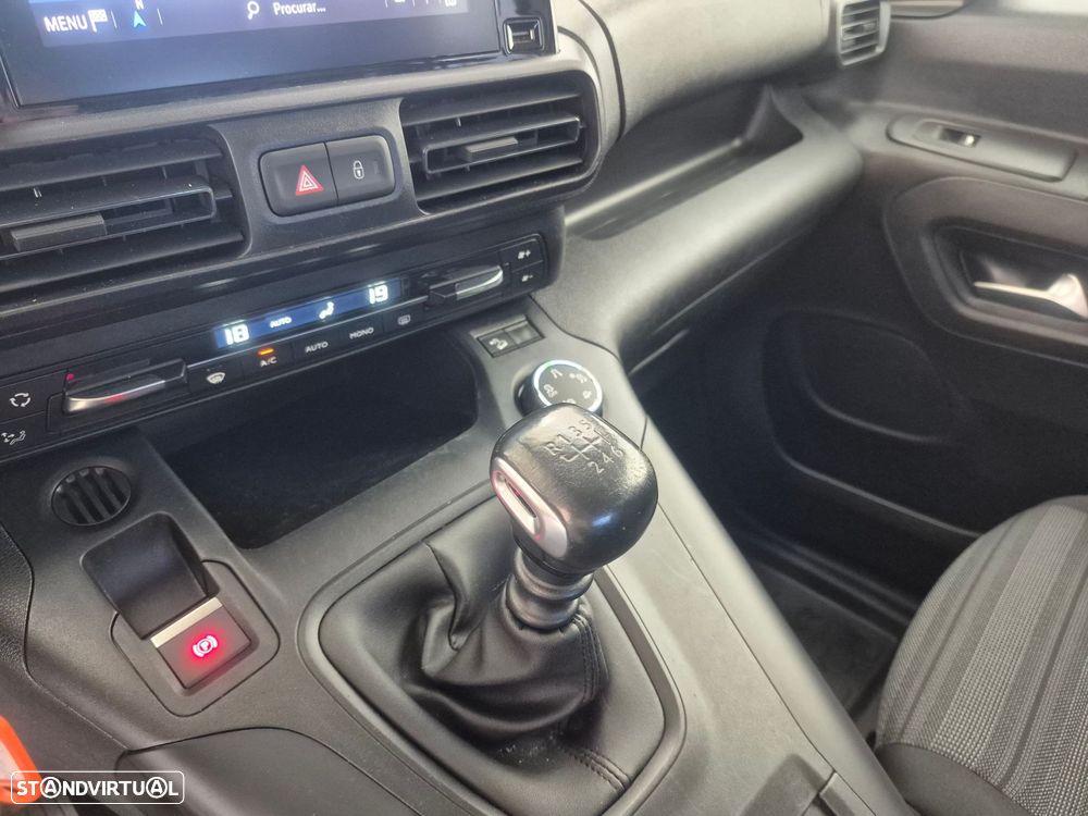 Opel Combo 1.2 L1H1 Innovation - 15