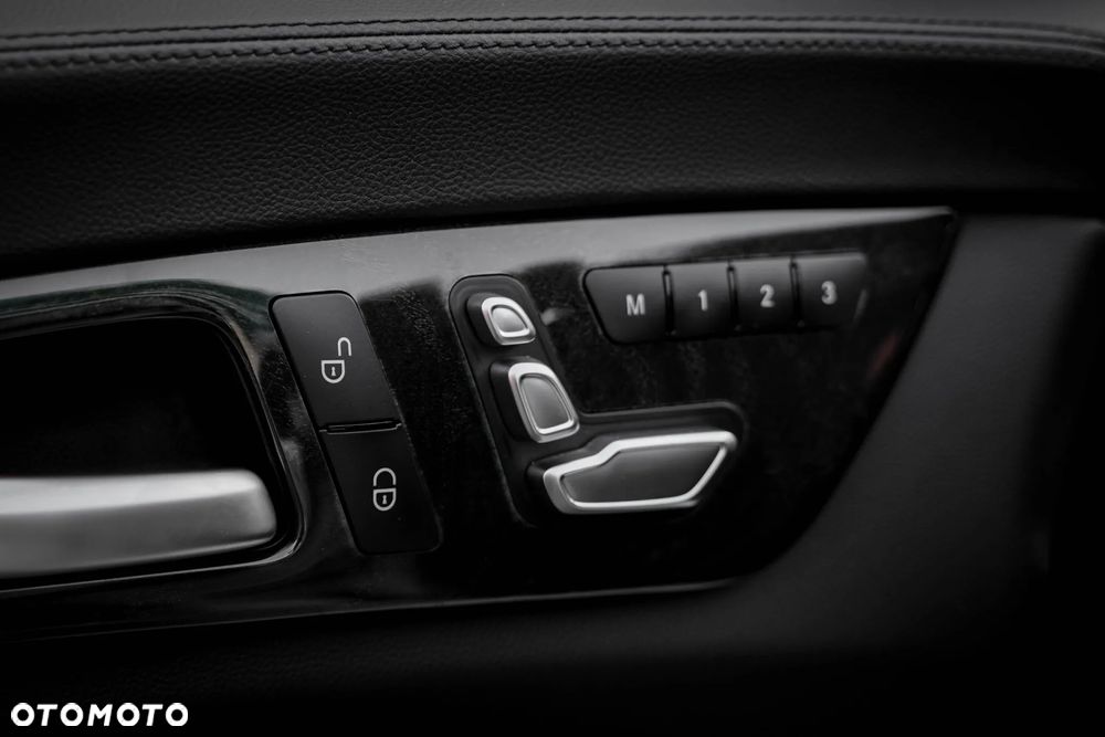 Mercedes-Benz CLS 350 BlueTEC 4-Matic - 16