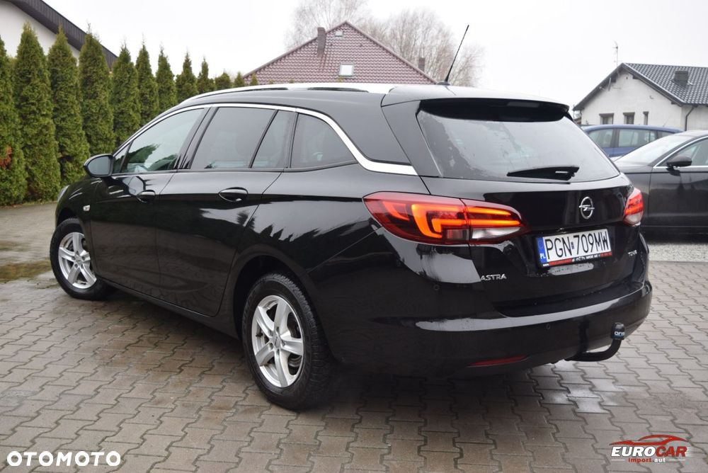 Opel Astra 1.4 T Dynamic - 4
