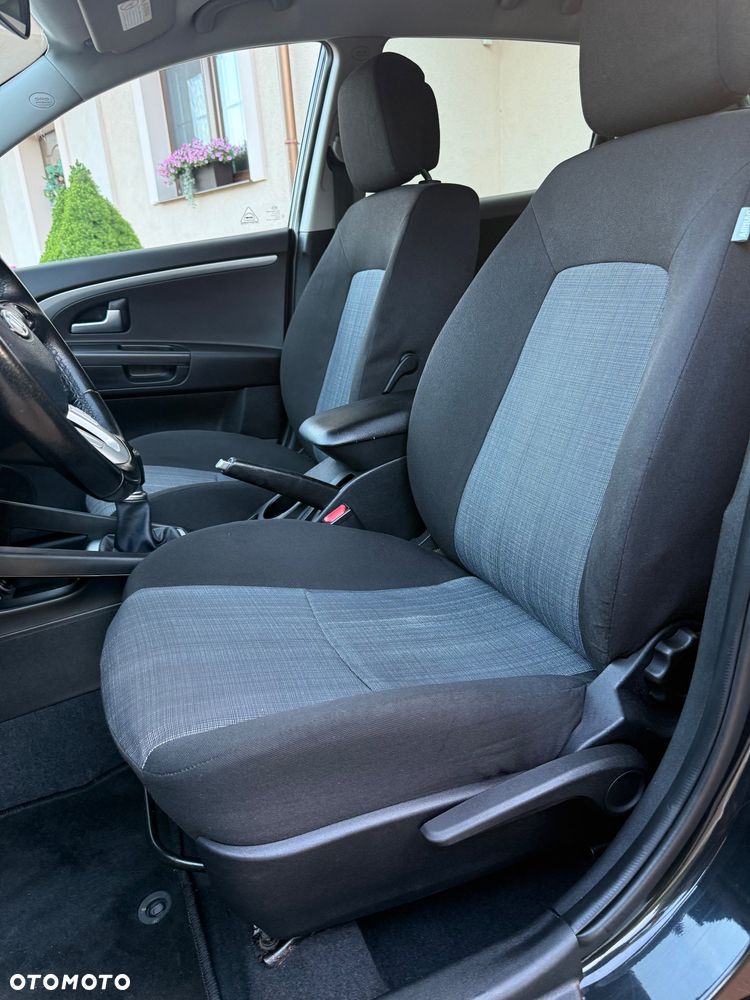 Kia Ceed 1.4 CVVT Attract - 39