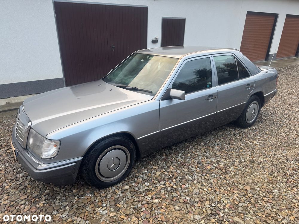 Mercedes-Benz W124 (1984-1993) - 8