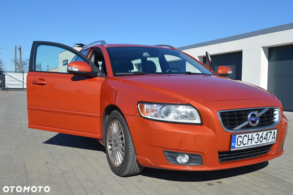 Volvo V50 D4 Business Edition - 1