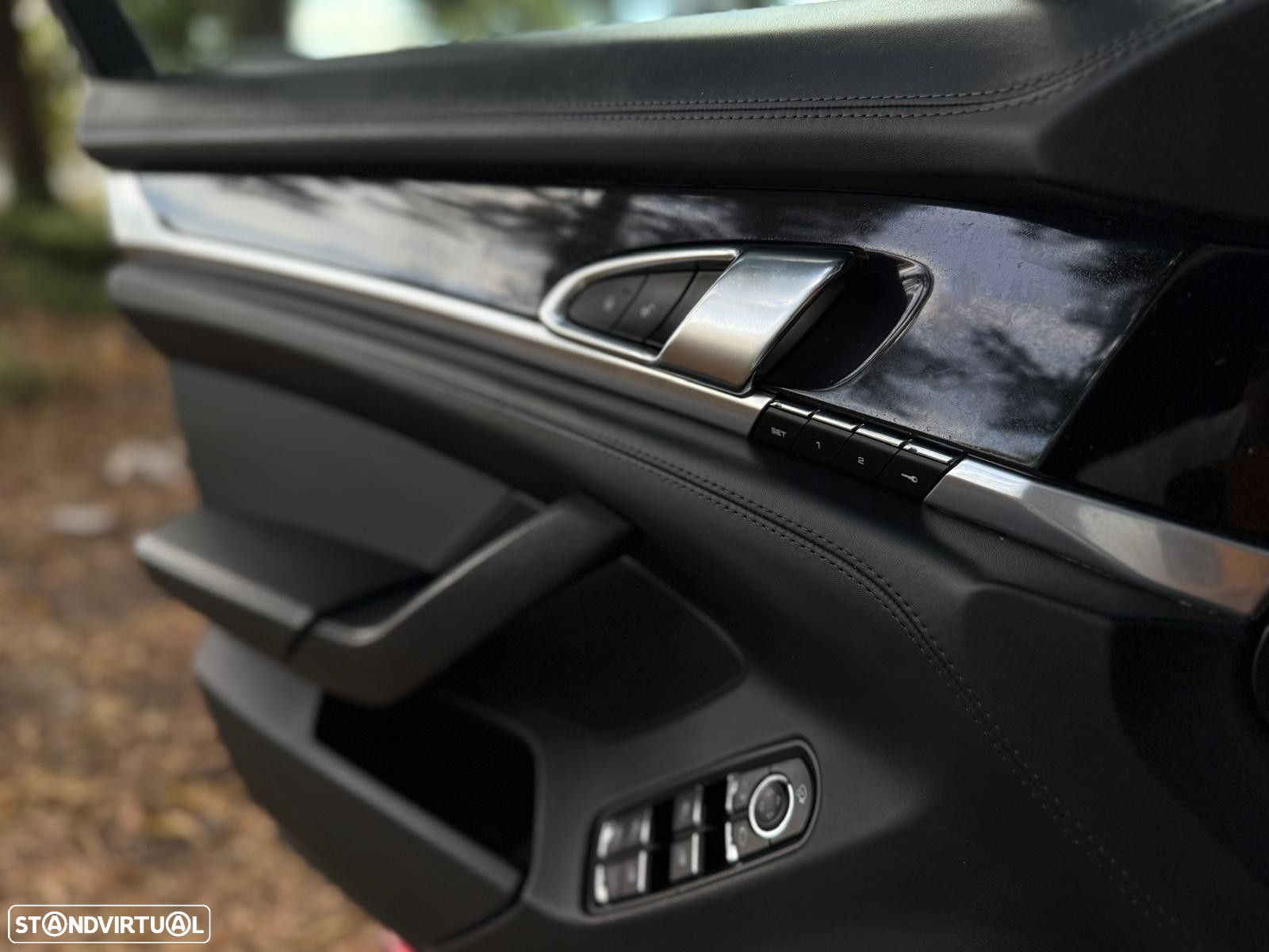 Porsche Panamera - 23