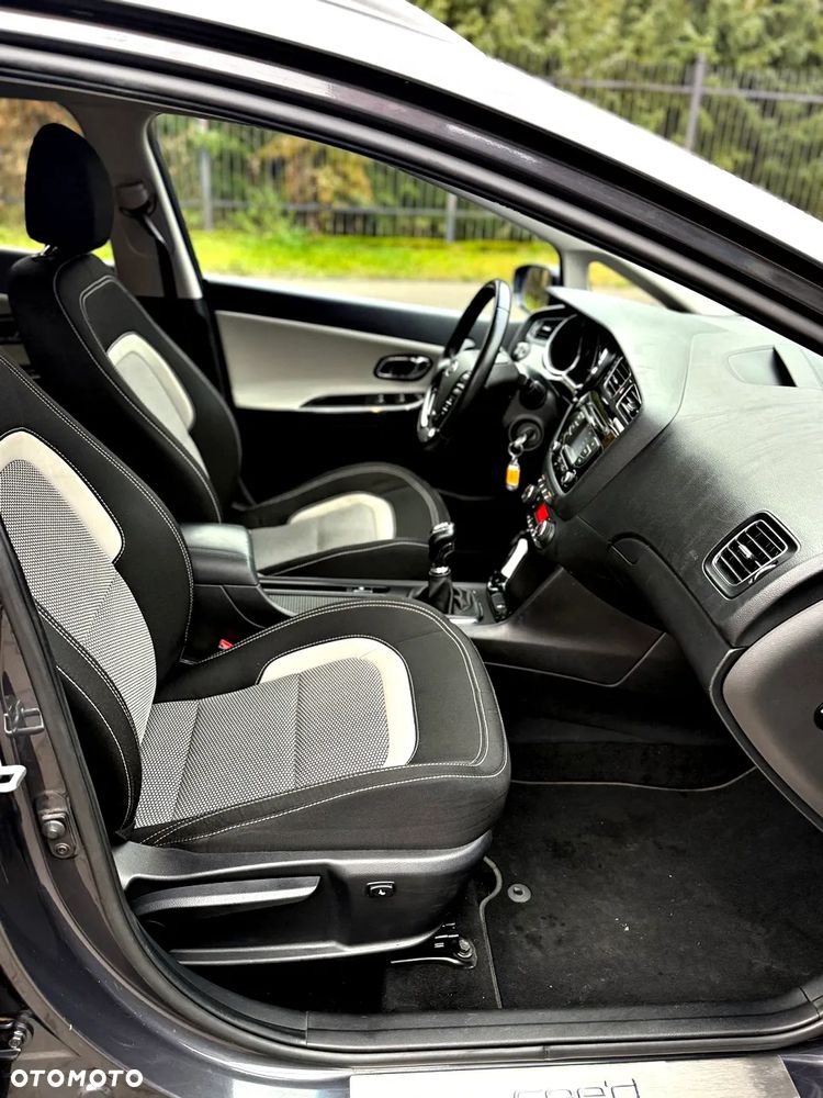 Kia Ceed 1.6 GDI Spirit - 13