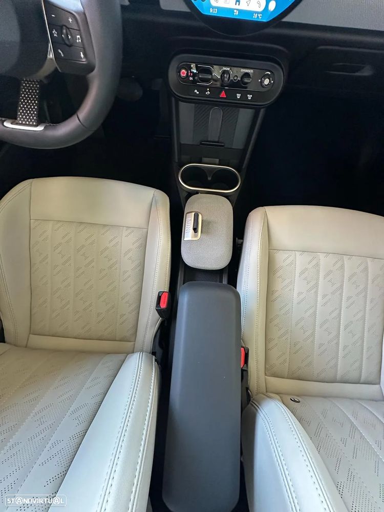MINI 3 Portas Cooper C Favoured M - 17