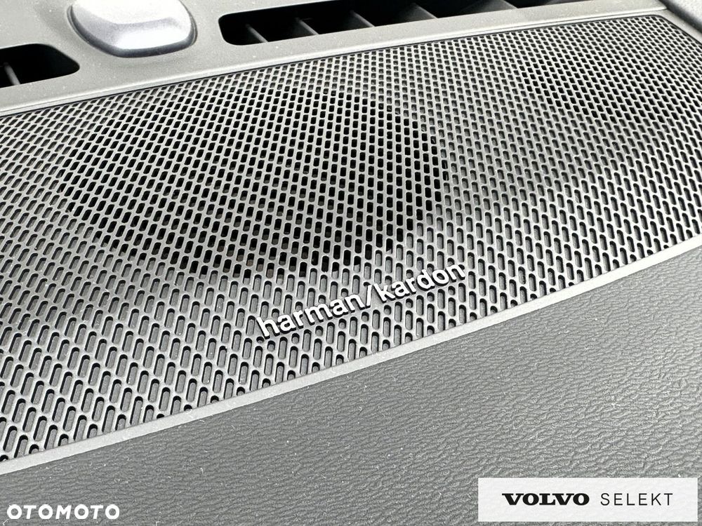 Volvo XC 40 - 32