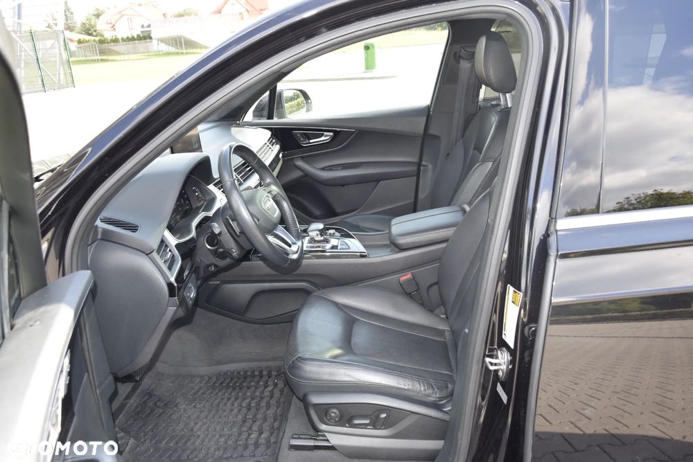 Audi Q7 3.0 TFSI Quattro Tiptronic - 12