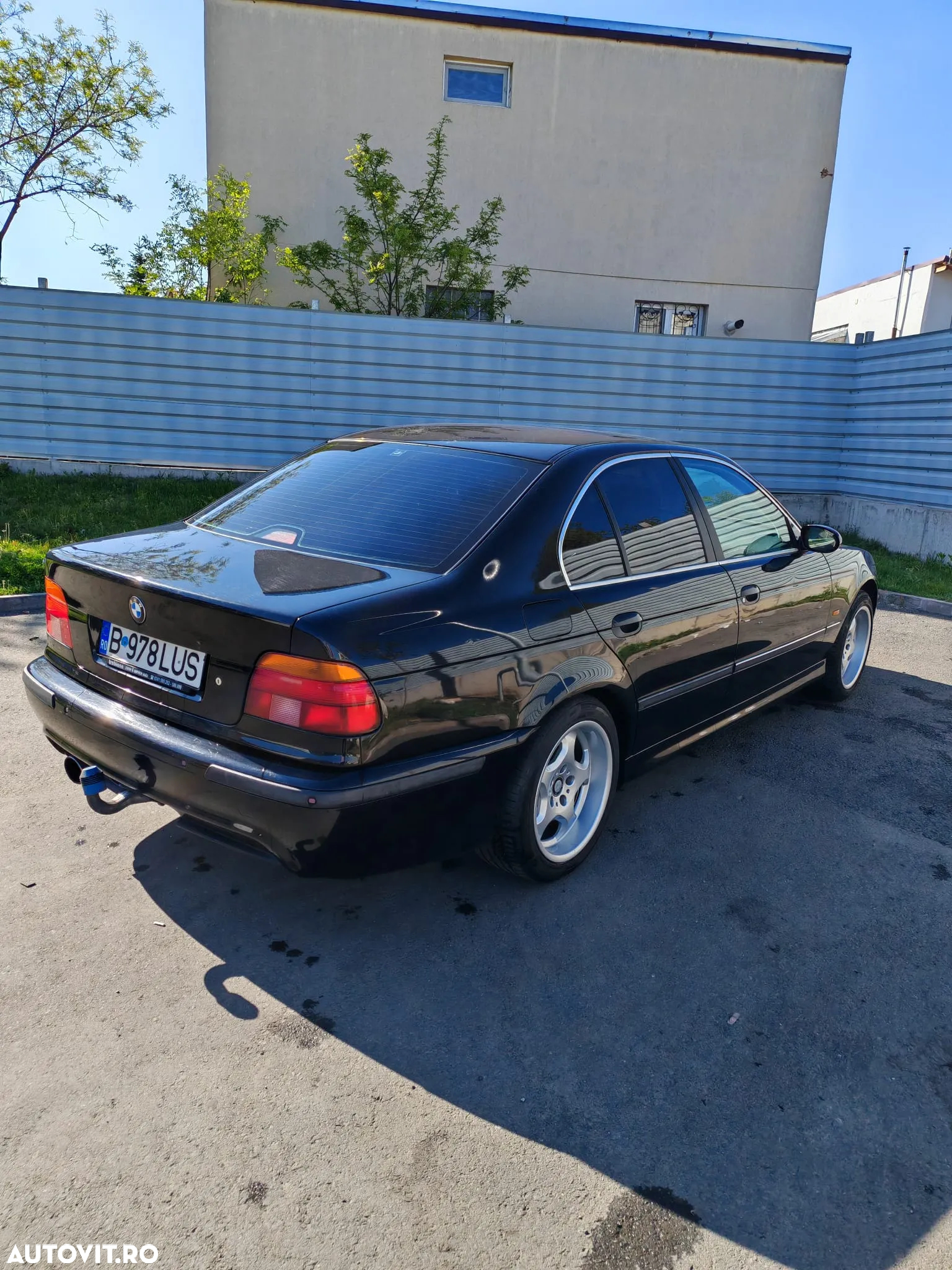 BMW Seria 5 520i - 6