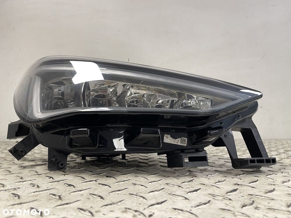CUPRA BORN 21- LAMPA PRAWA PRZEDNIA PRAWY PRZÓD FULL LED EUROPA - 7