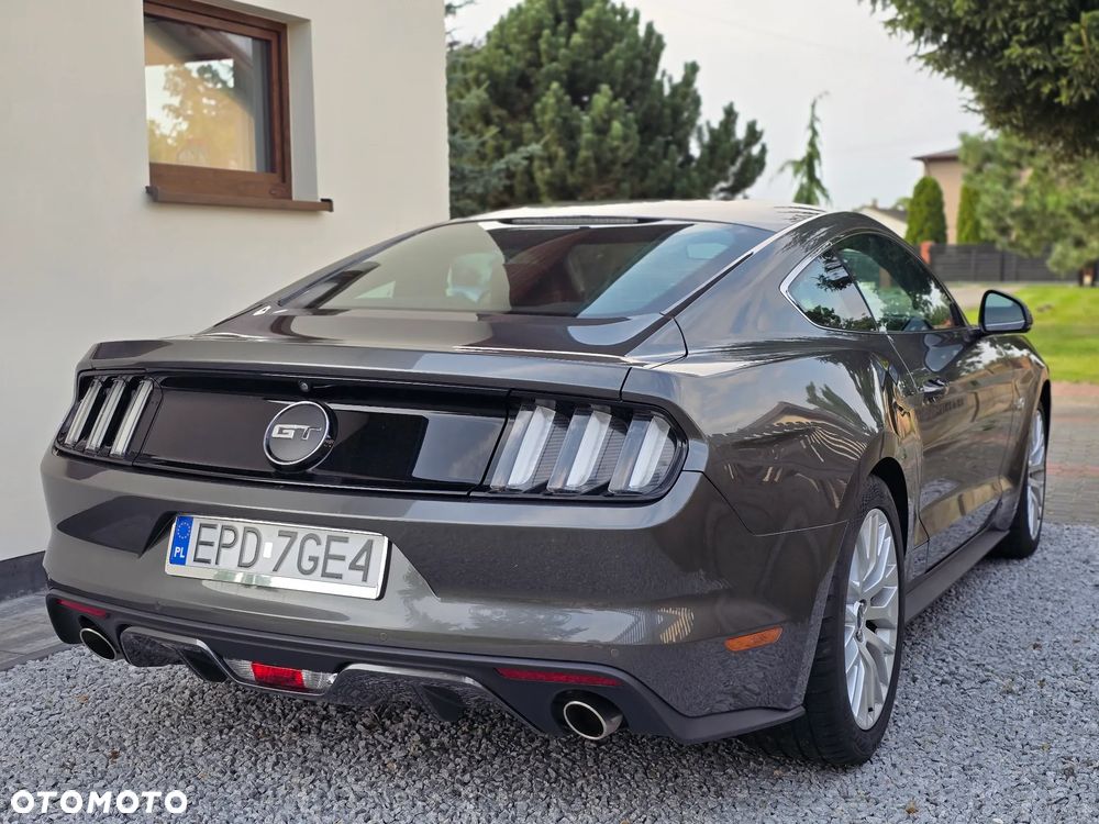 Ford Mustang 5.0 V8 GT - 6