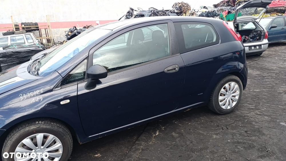 36395 Fiat grande Punto model od 05-12 silnik 1.3 JTD 199A2000 75 km lakier 475/A - 4