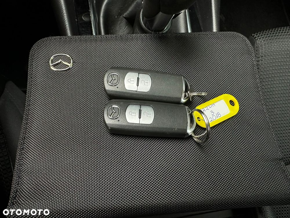 Mazda 3 SKYACTIV-G 120 Signature+ - 11