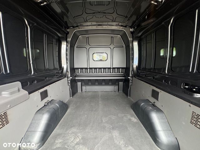 Ford Transit DCIV L3 - 17