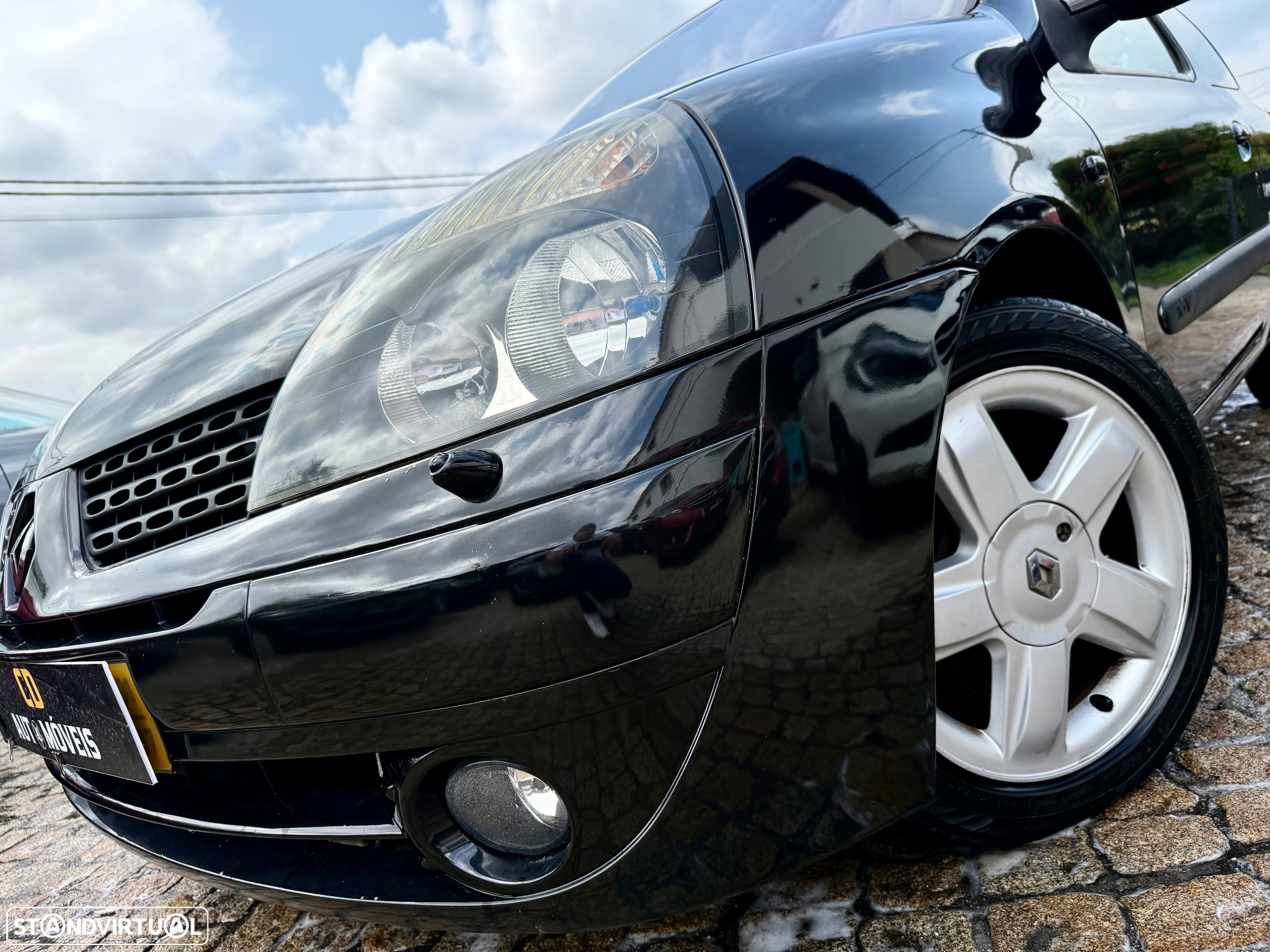 Renault Clio 1.2 16V Dynamique - 12