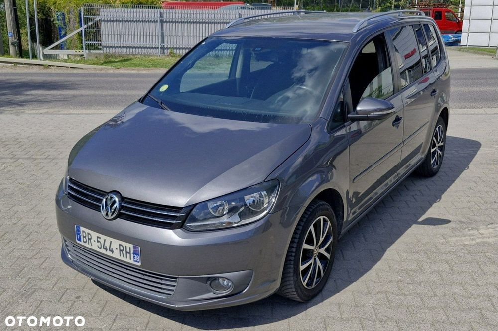 Volkswagen Touran 1.6 TDI DPF BlueMotion Technology STYLE - 2