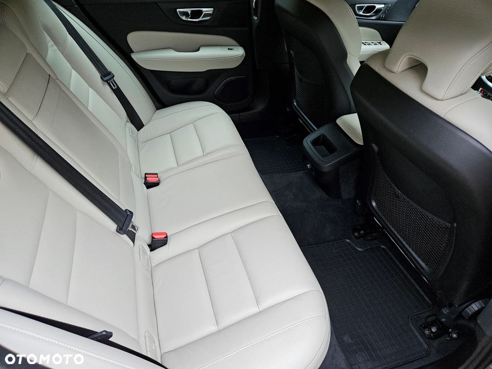 Volvo V60 T5 Geartronic Inscription - 18