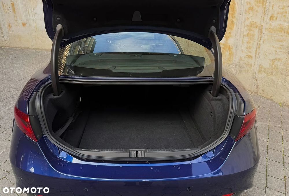 Alfa Romeo Giulia 2.0 Turbo Veloce Q4 - 17