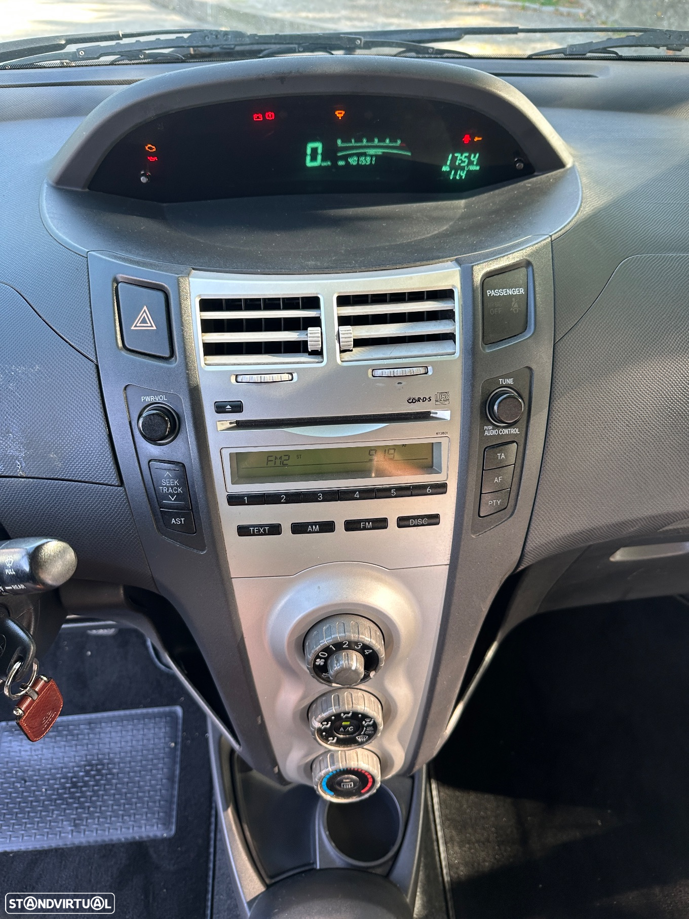 Toyota Yaris 1.4 D-4D - 9