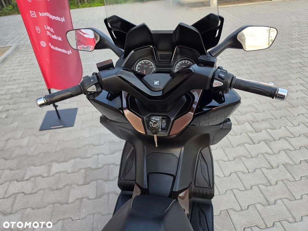 Honda NSS - 10
