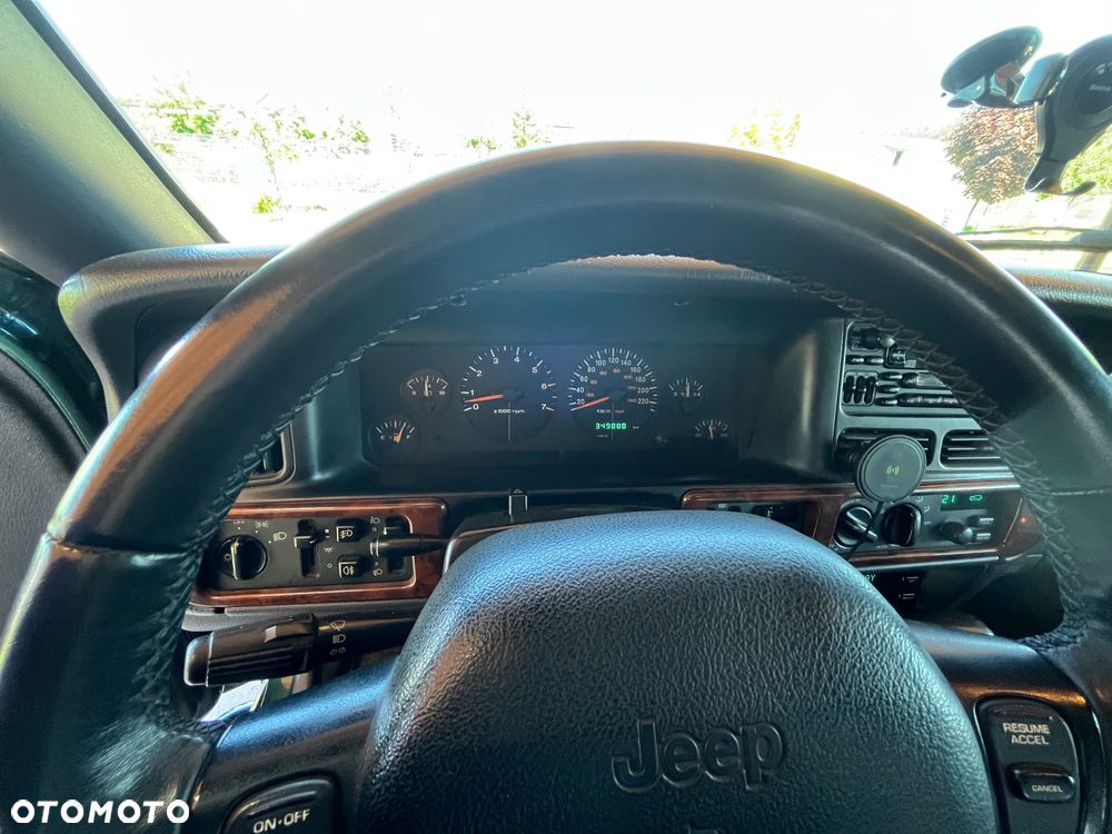 Jeep Grand Cherokee 5.2 Limited - 9