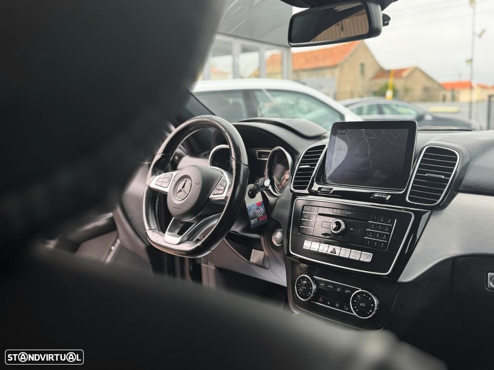 Mercedes-Benz GLE 250 d 4Matic 9G-TRONIC AMG Line - 8