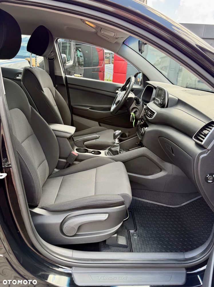Hyundai Tucson 1.6 GDi 2WD Pure - 16