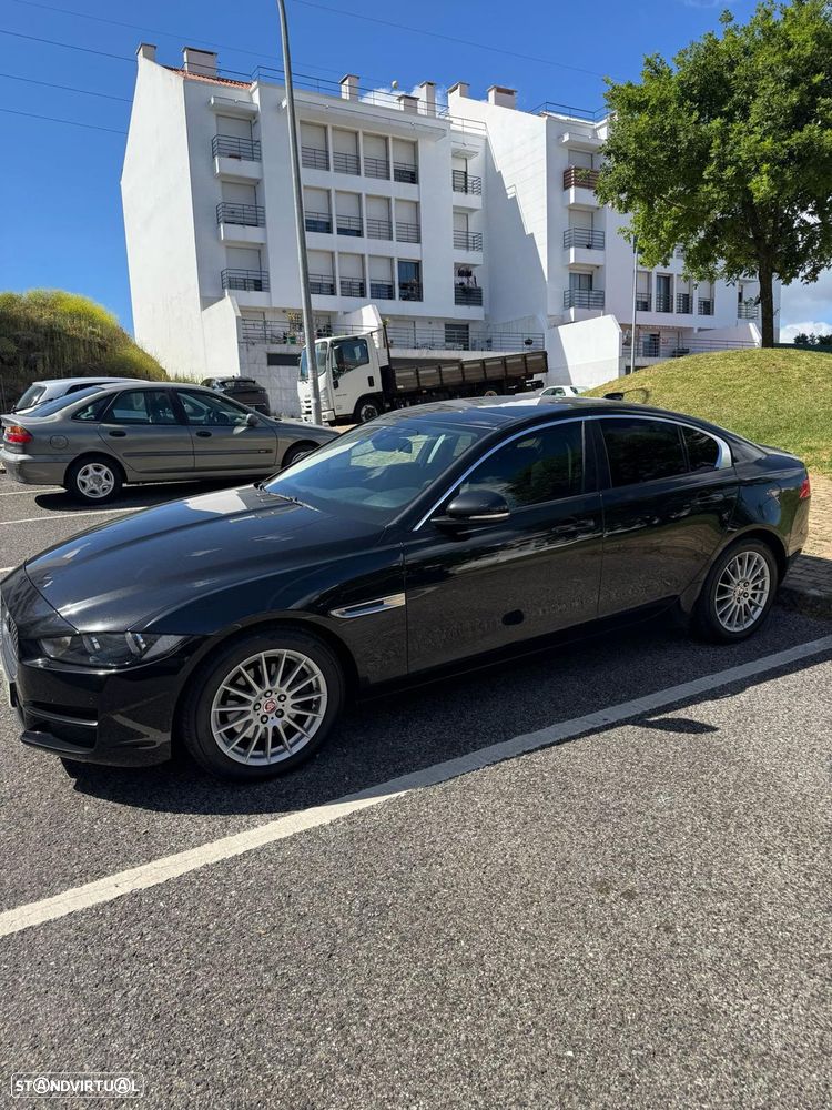 Jaguar XE 2.0 D Prestige Aut. - 5