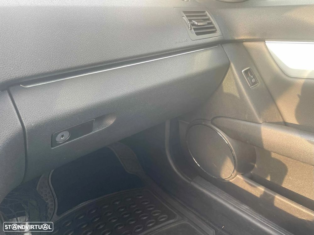 Mercedes-Benz C 220 Station CDI Avantgarde Edition - 37