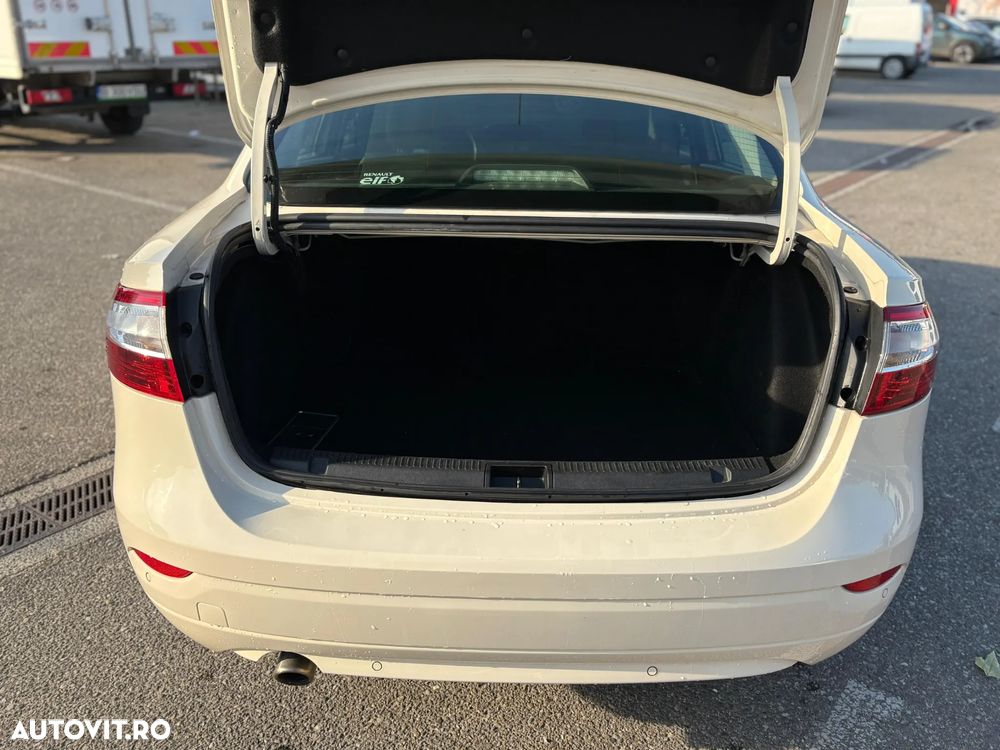 Renault Fluence - 3