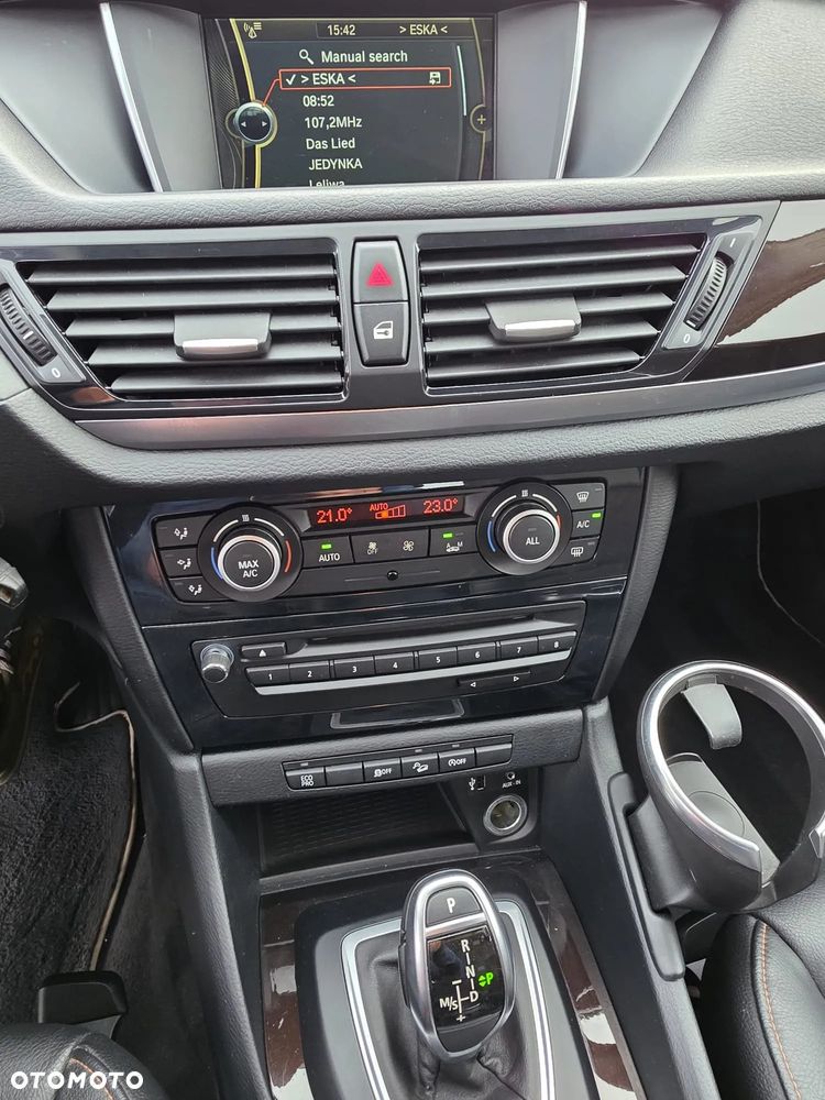BMW X1 xDrive18d xLine - 23