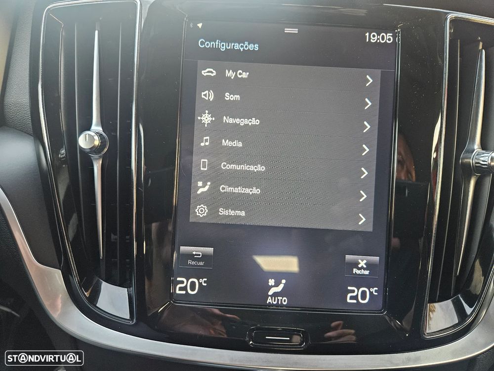 Volvo V60 2.0 D3 Momentum - 33