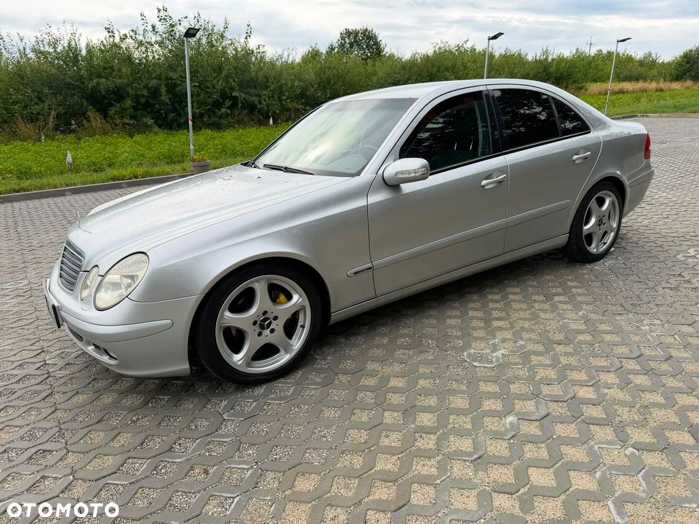 Mercedes-Benz Klasa E 270 CDI Avantgarde - 25