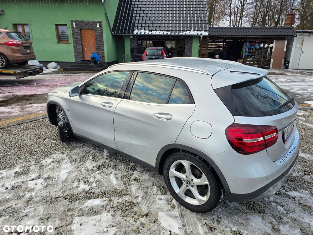 Mercedes-Benz GLA 220 4-Matic Style - 5