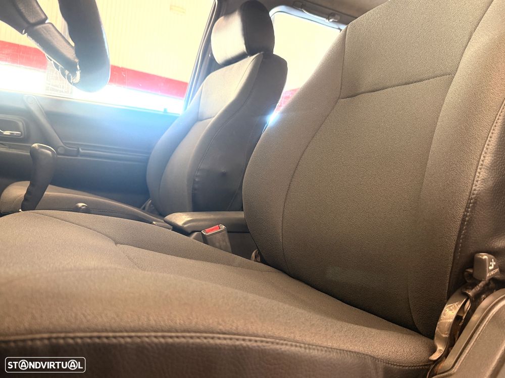 Mitsubishi Pajero 2.5 TDi GLX - 6