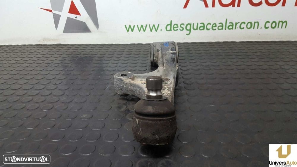 BRAÇO SUSPENSÃO INFERIOR FRENTE ESQUERDO KIA CARNIVAL II 2.9 CRDI LX - 4