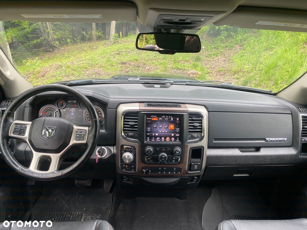 Dodge RAM - 6